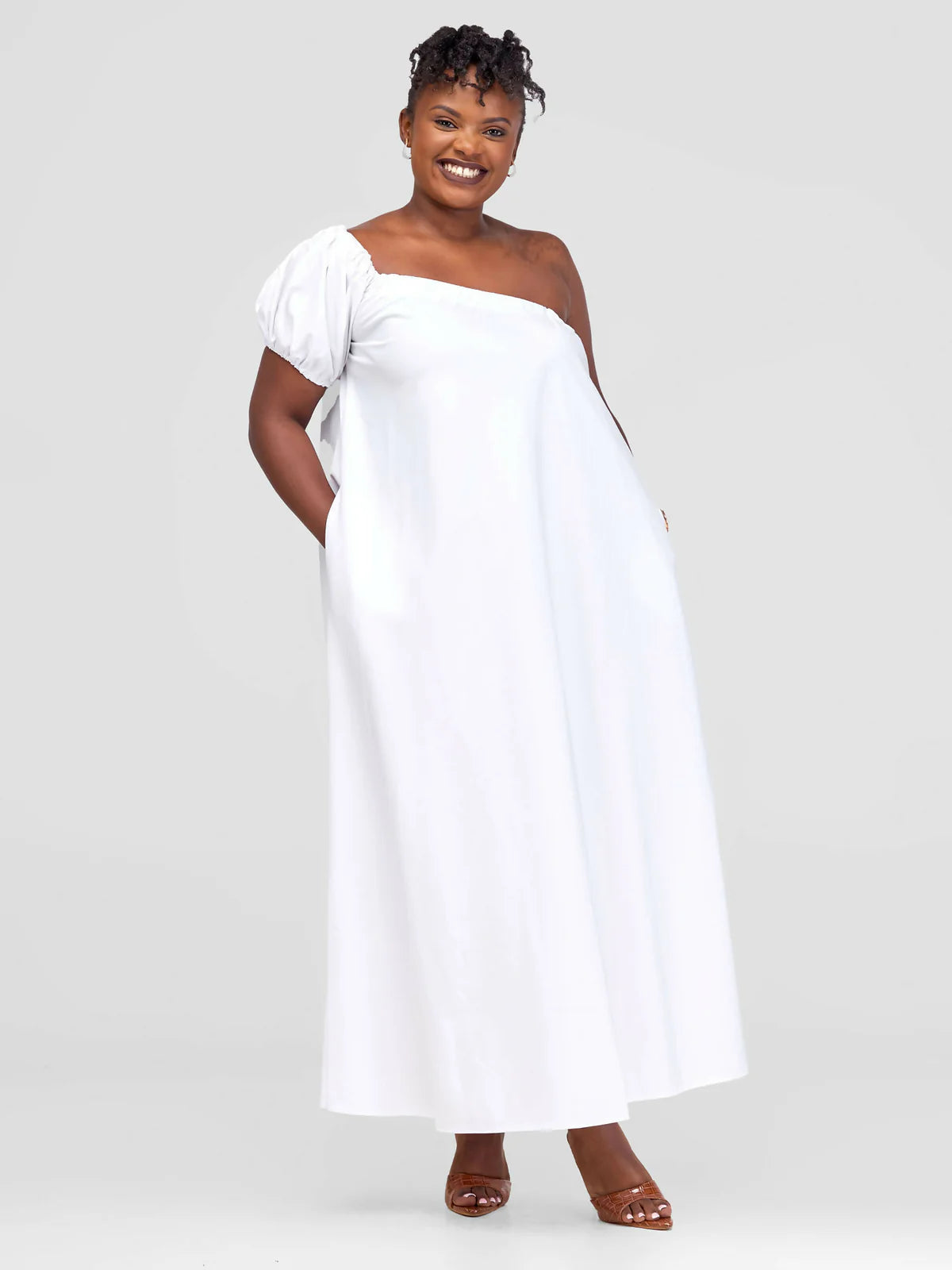 Olomunyak Dress - White
